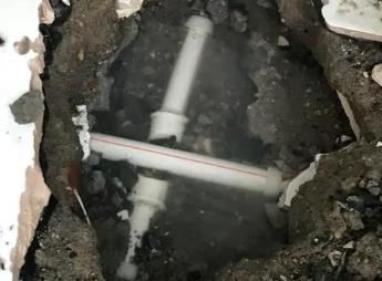 山城阳台漏水维修公司为您分享楼上楼下漏水怎么处理