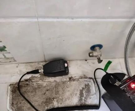 山城屋顶漏水维修公司分享下卫生间漏水的危害及解决方法